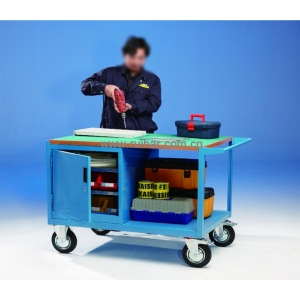 可移動(dòng)工具車(chē)